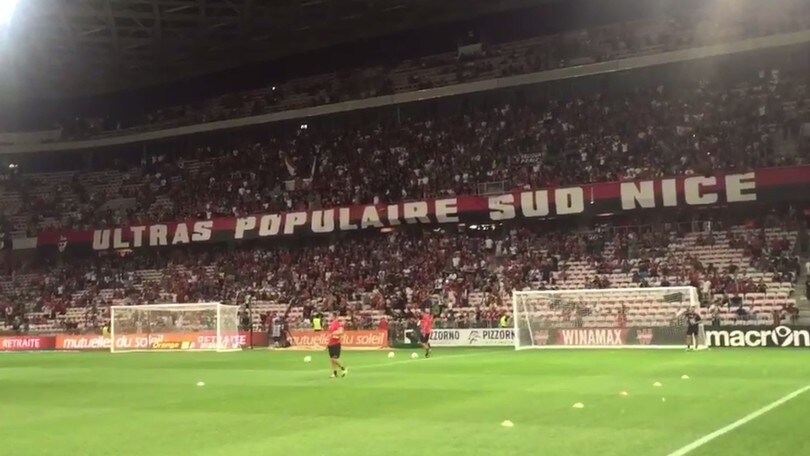 "Super Mario lalalalala": il coro dei tifosi del Nizza per Balotelli