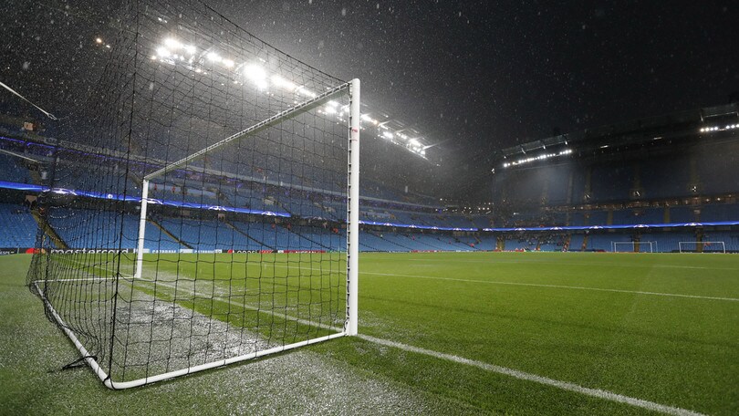 Champions League, diluvio su Manchester: la gara con il Borussia Monchengladbach rinviata