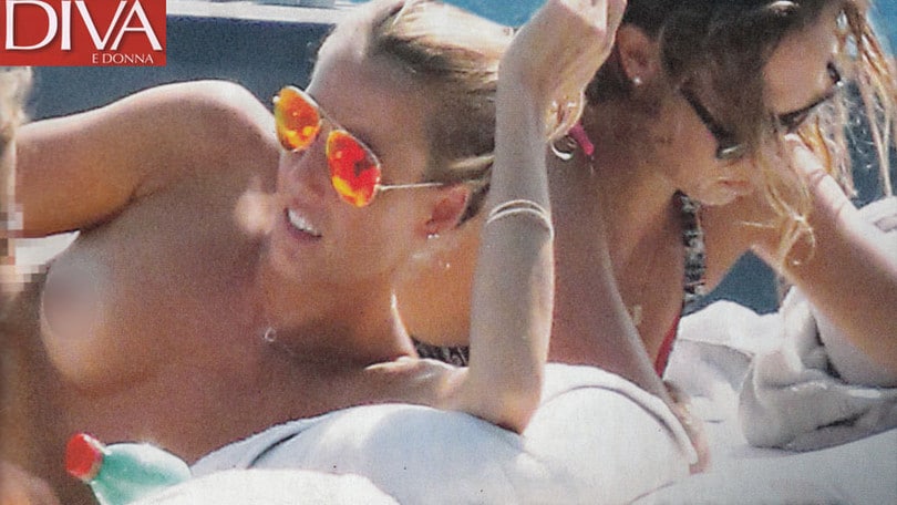 Tania Cagnotto, topless alla vigilia delle nozze