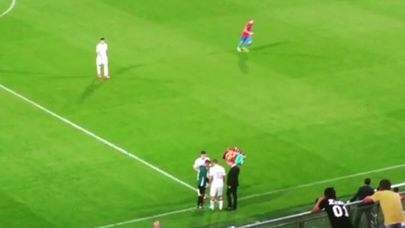 Entra Totti, lo stadio di Plzen lo accoglie così