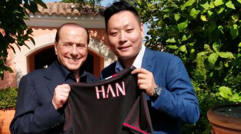 Parla Berlusconi: «Ho venduto ai cinesi, una scelta dolorosa ma necessaria»