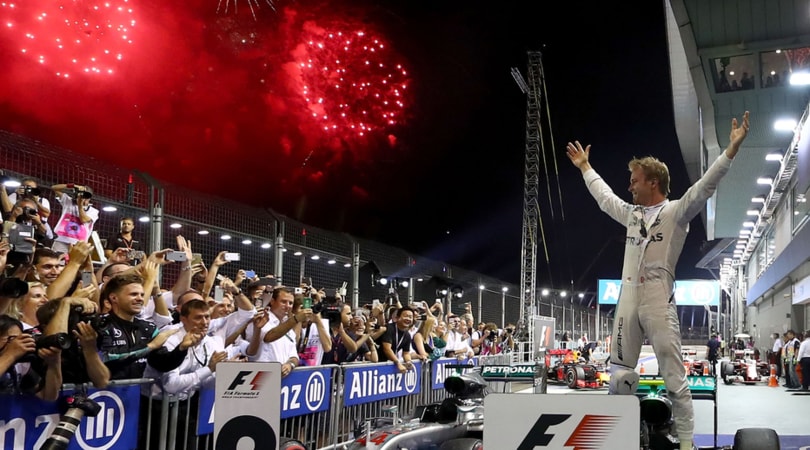 F1 Singapore, Rosberg: «È stata dura, ma è andata bene»
