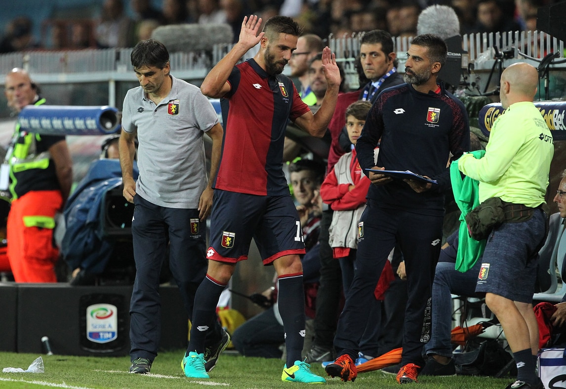 Serie A Genoa, Pavoletti out: problema al flessore