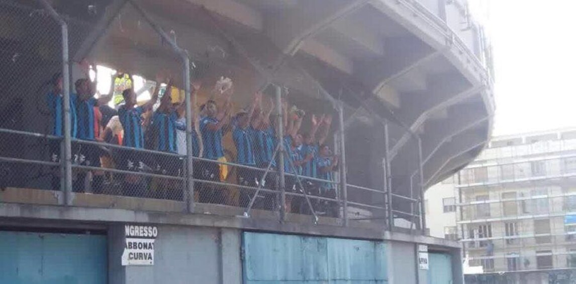 Pisa, partita a porte chiuse e i giocatori ringraziano i tifosi così...