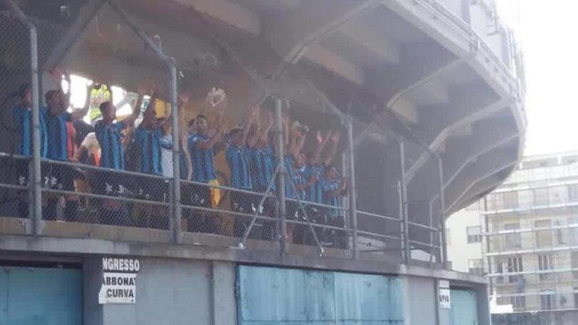 Pisa, partita a porte chiuse e i giocatori ringraziano i tifosi così...