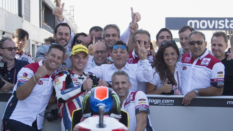 Moto2, Aragon: Lowes primo, sul podio Marquez e Morbidelli