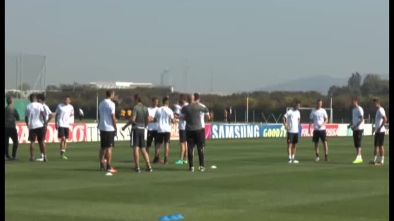 Juve, allenamento prima della partenza