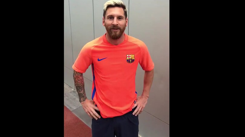 Messi fa gli auguri a Totti: «Ti ho sempre ammirato. Ancora di più dal giorno in cui ti ho conosciuto...»