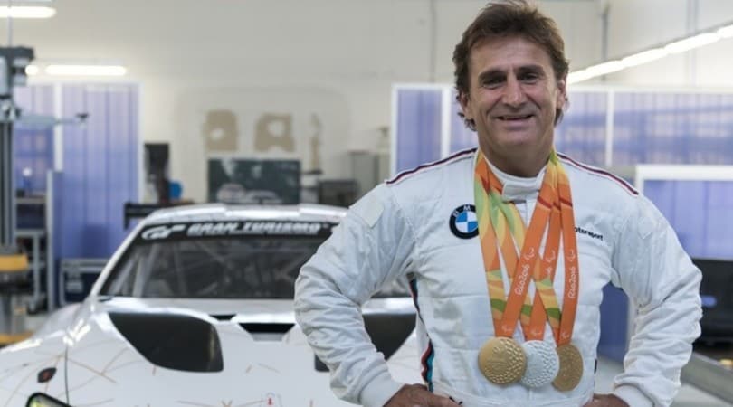 Invincibile Alex Zanardi, torna in pista a 50 anni