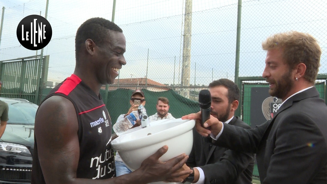 Ligue 1 Nizza, Balotelli segna il gol vittoria, poi si fa espellere Ligue 1 Nizza, Balotelli segna il gol vittoria, poi si fa espellere