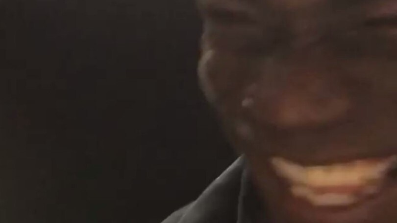Balotelli: gol decisivo, espulsione e poi festa nello spogliatoio...