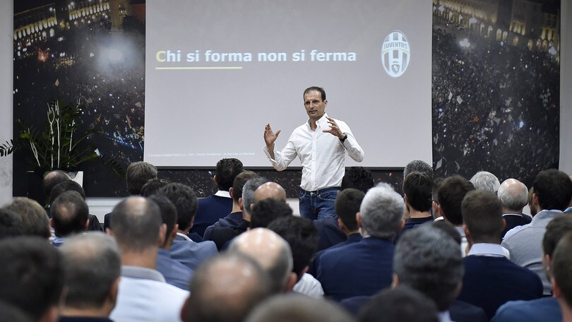 Juventus, al via con Allegri la formazione per i tecnici bianconeri