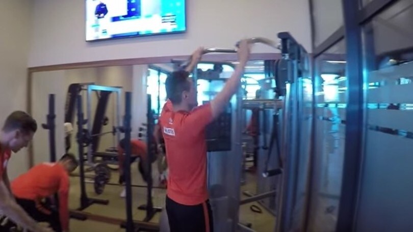 Polonia, Milik "stracciato" nella sfida in palestra!