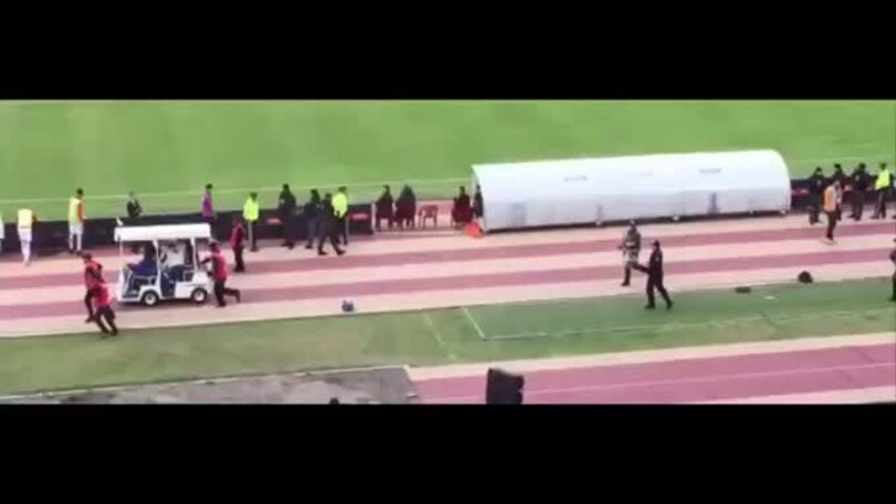 Enner Valencia finge un infortunio per sfuggire all'arresto