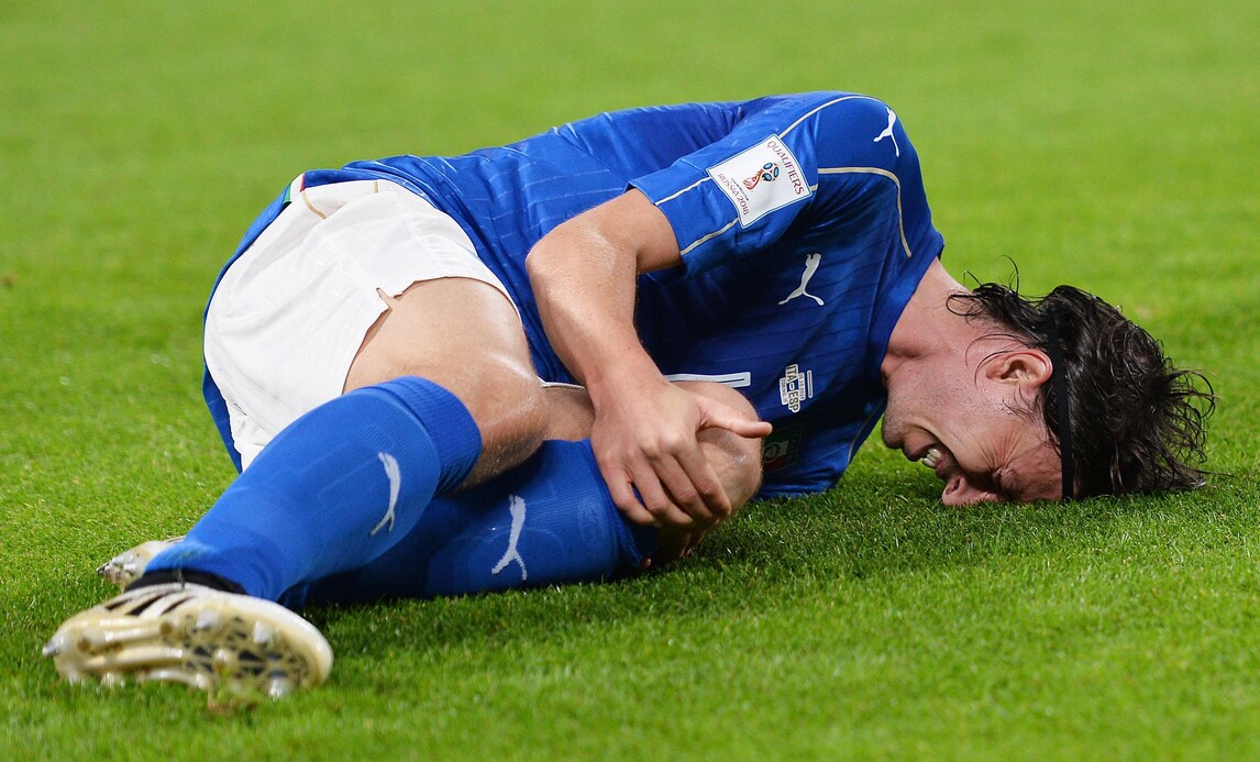 Italia: Montolivo ko, lesione legamento crociato. Al suo posto Benassi