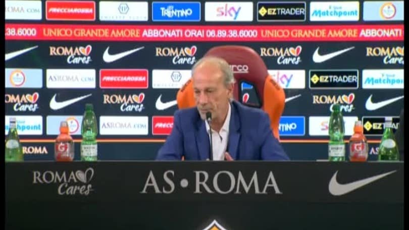 Sabatini ai giornalisti: "Scusate, ma accendo una sigaretta"
