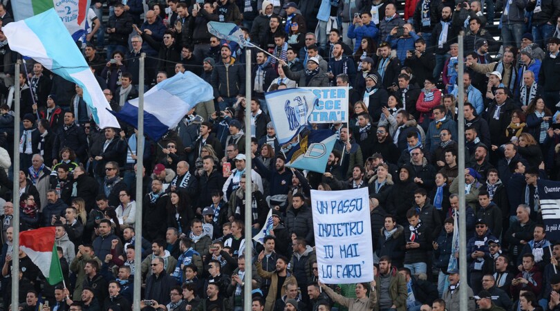 Scavalca barriere a Udine: denunciata tifosa della Lazio