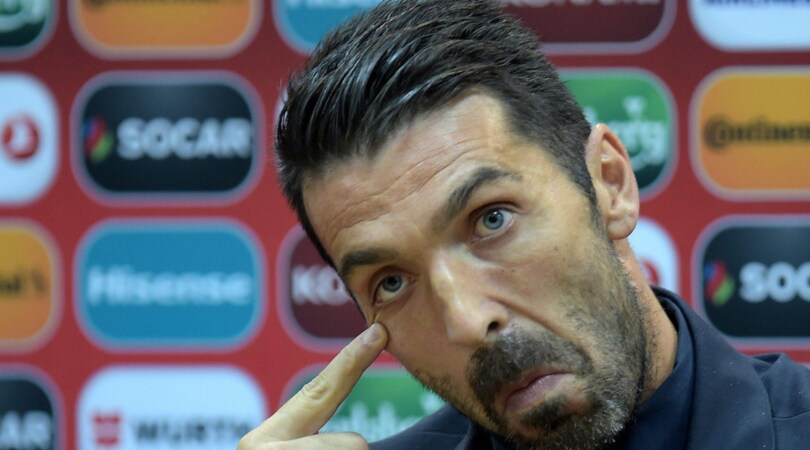 Italia Buffon Inaccettabili i fischi a Montolivo