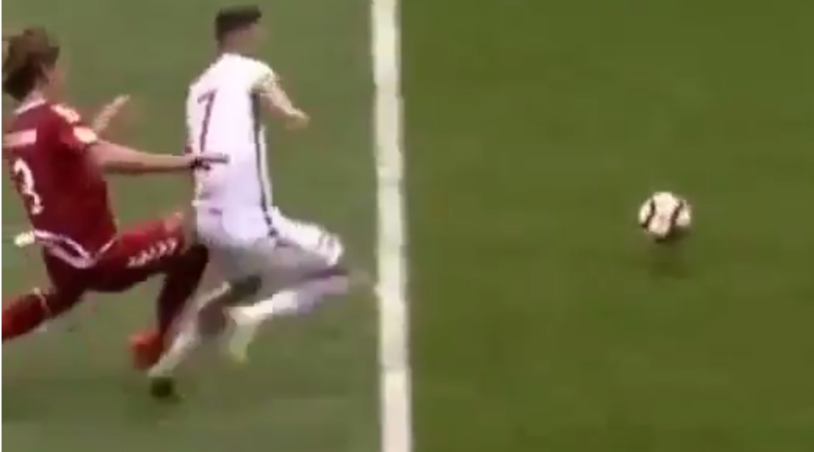 Napoli, ecco la immagini dell'infortunio subìto da Milik