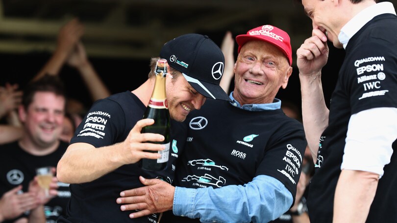 F1, Rosberg: «È ancora presto per parlare di titolo»