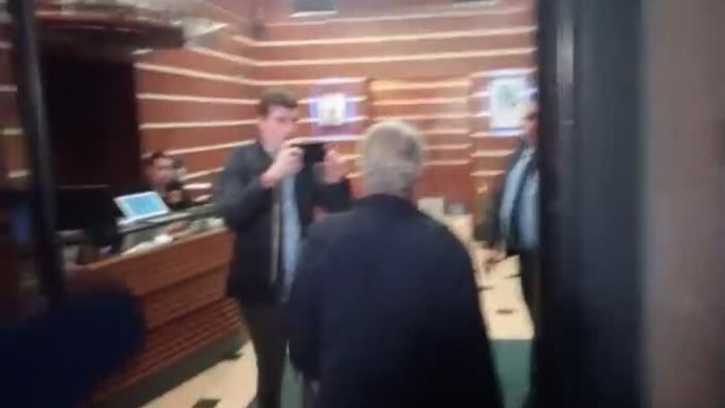 De Laurentiis entra a Villa Stuart per una visita a Milik