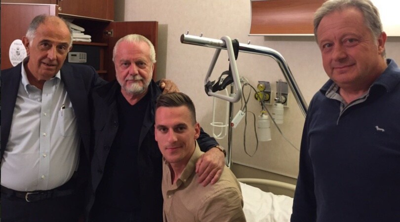 De Laurentiis visita Milik a Villa Stuart