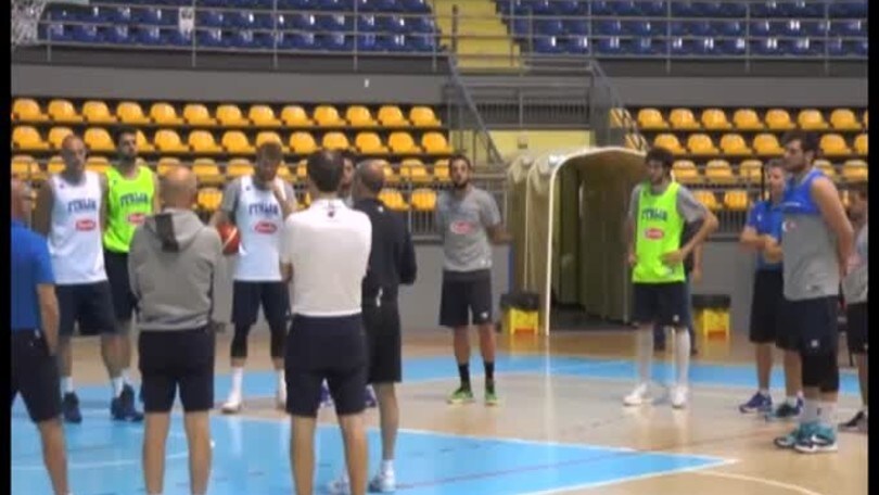 Basket, Messina resta: sarà ct azzurro anche agli Europei