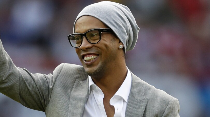 Ronaldinho: «Io al posto di Milik? Onorato ma sono troppo vecchio»