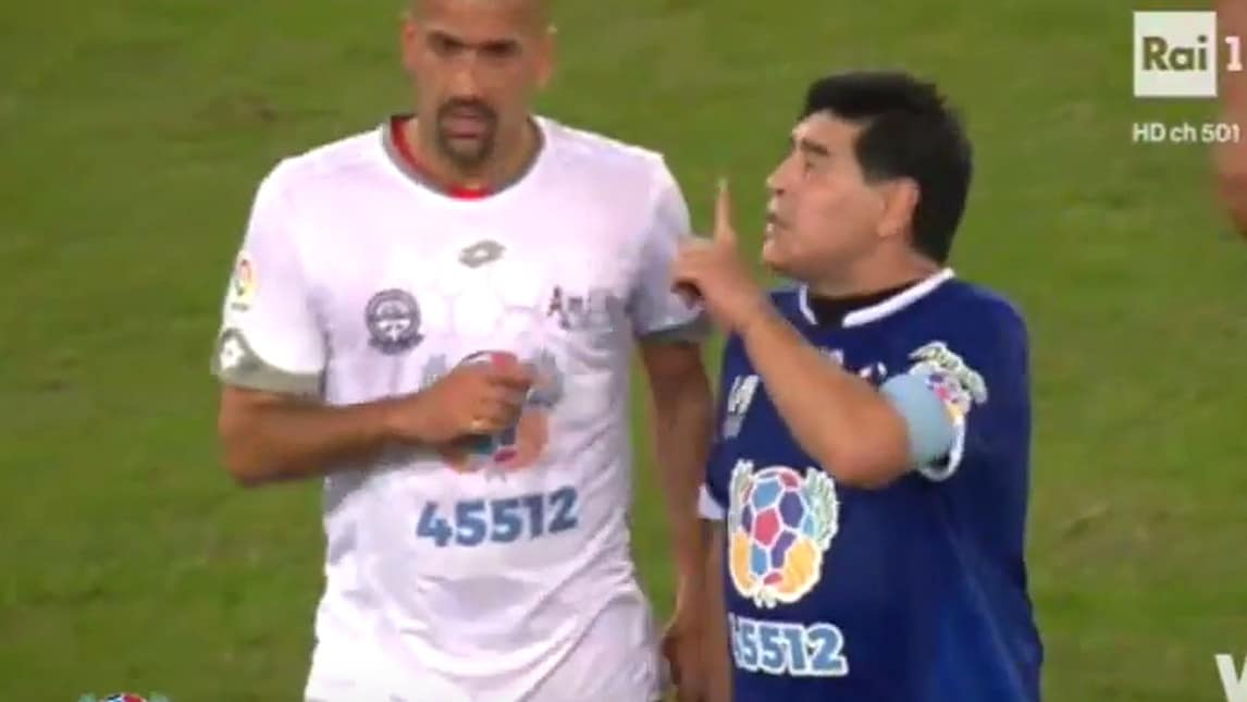 Partita per la Pace, Maradona: che scintille con Veron!