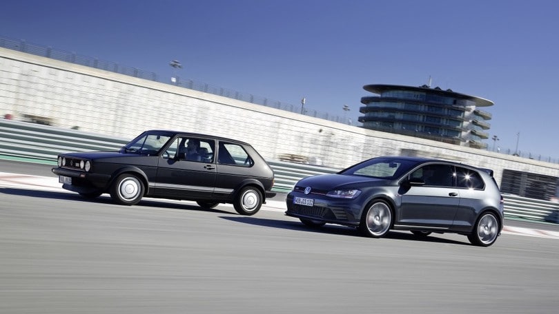 Volkswagen Golf, a settembre arriva il restyling