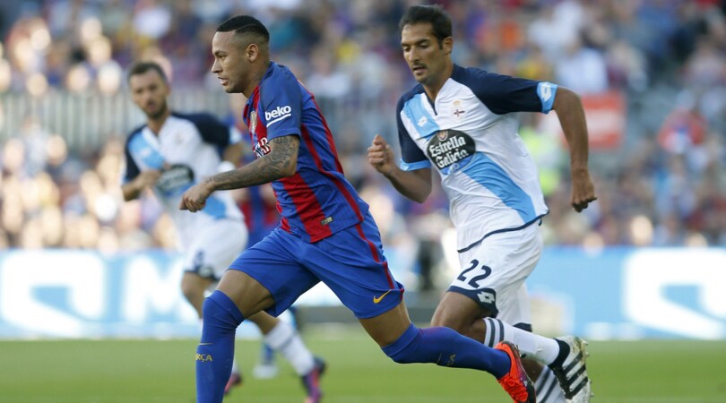 Neymar firma con Barcellona fino al 2021