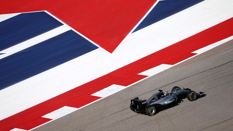 F1, Austin: Hamilton in pole, terza fila Ferrari