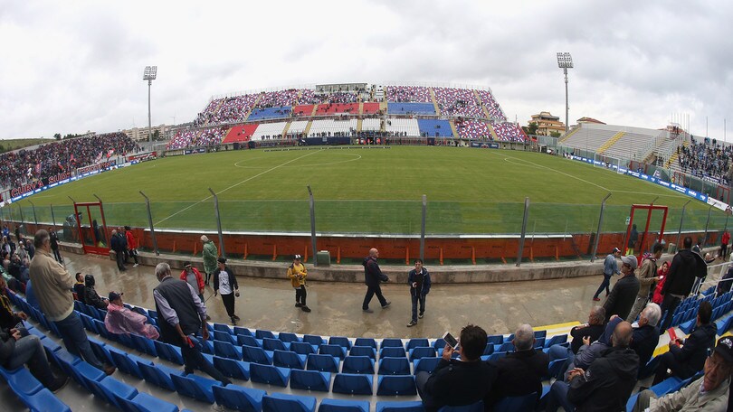 Crotone-Napoli: le immagini dello Scida per l'esordio in Serie A