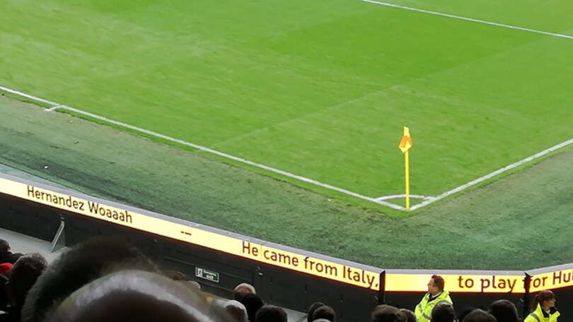 FOTO Hull City, "karaoke" allo stadio per far cantare i tifosi