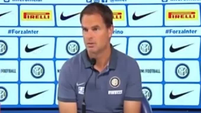 De Boer: "Momento difficile. Dobbiamo essere uniti"