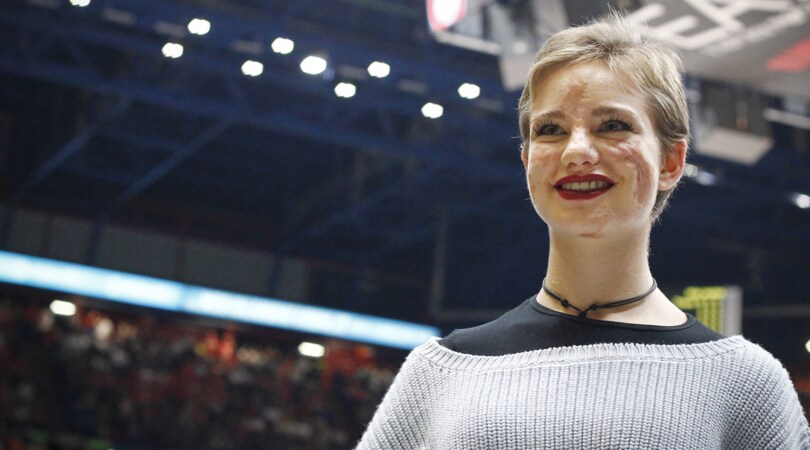 Basket: Bebe Vio ospite d'onore dell'Olimpia Armani, le immagini