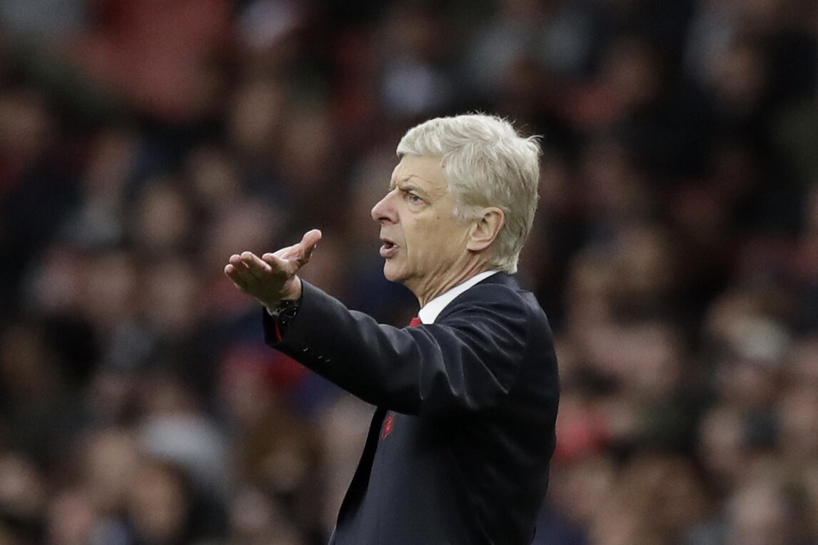 Premier League Arsenal, Wenger contro il Pallone d'Oro: «Dà alla testa ai giocatori»