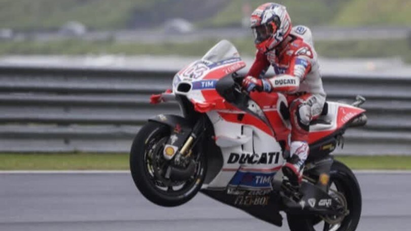 Moto Gp, Malesia: Dovizioso in pole, Rossi secondo