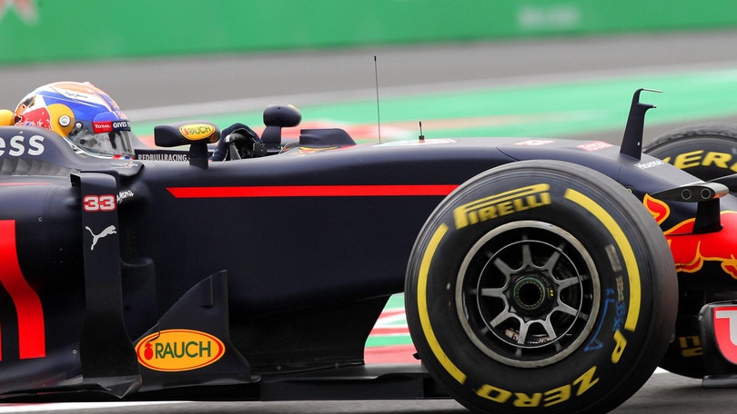 F1 Messico, terze libere: Verstappen chiude davanti, Vettel sesto