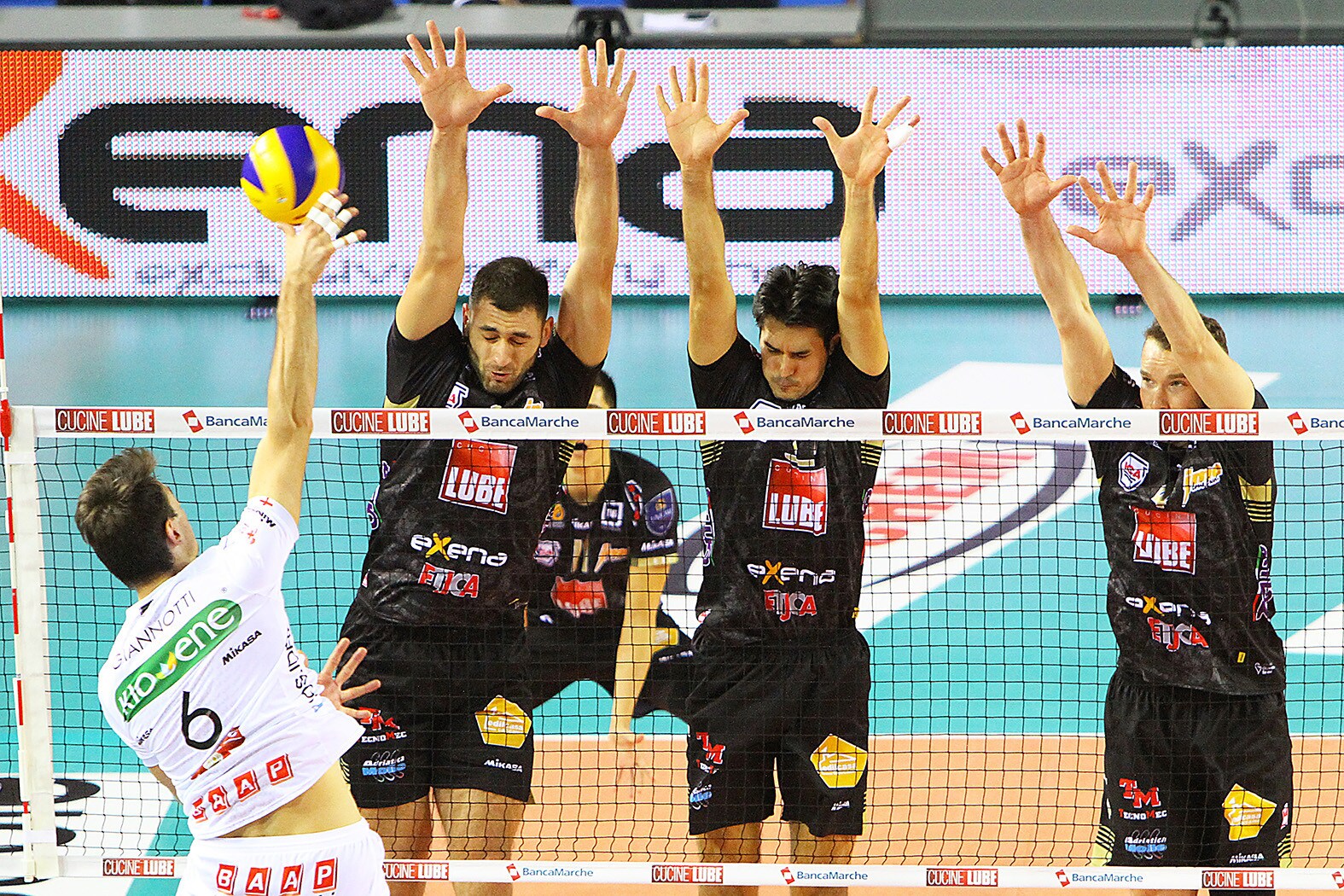 Volley: Superlega, nelle partite del pomeriggio vincono Civitanova, Trento e Monza