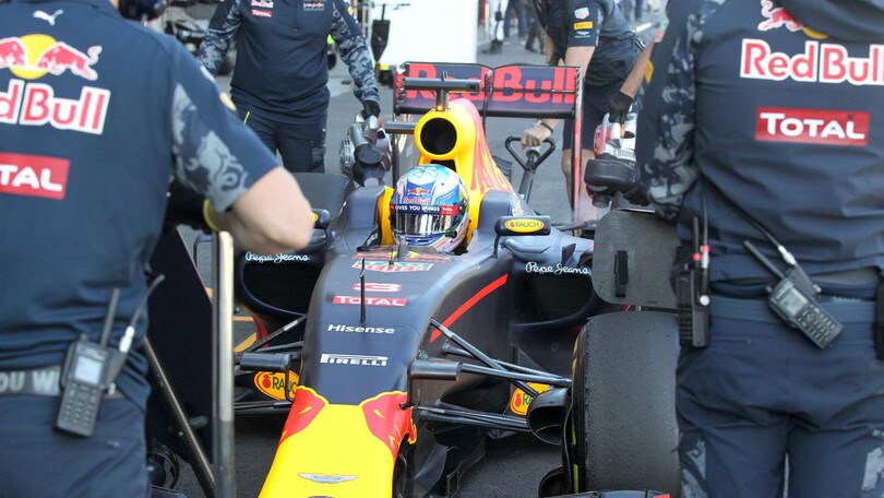 F1 Messico, Ricciardo: «Seconda fila è una buona opportunità»