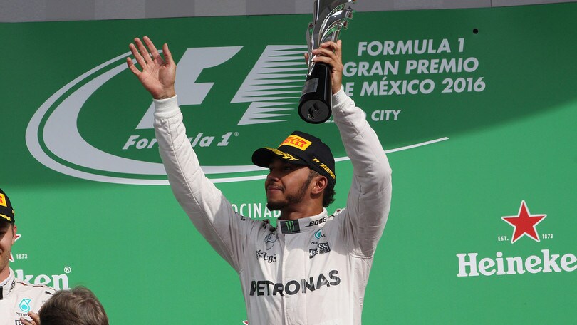 F1, Hamilton vince ancora: a 3,75 la rimonta mondiale