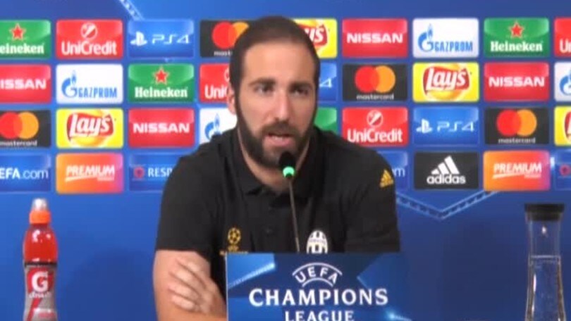 Higuain: "Felice del gol al Napoli"