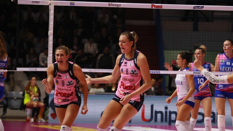 Volley: A1 Femminile, Casalmaggiore senza problemi contro Monza