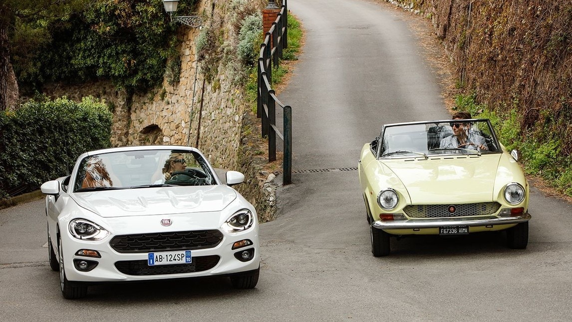 Fiat 124 Spider compie 50 anni, la storia dell'icona