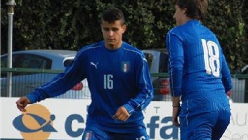 Racing, Pennacchio in azzurro. Viola: «Orgogliosi»