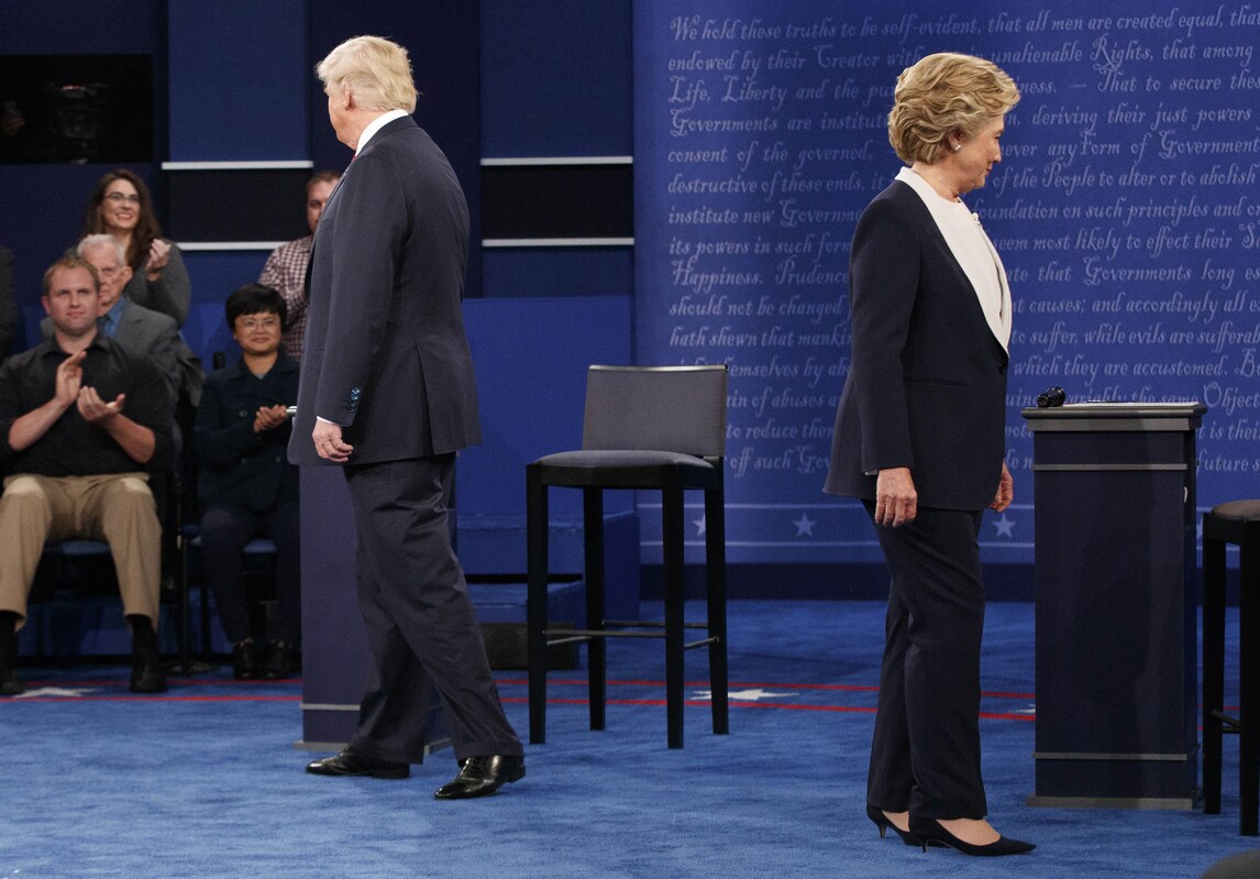 Usa, Clinton - Trump: più vicini anche in quota