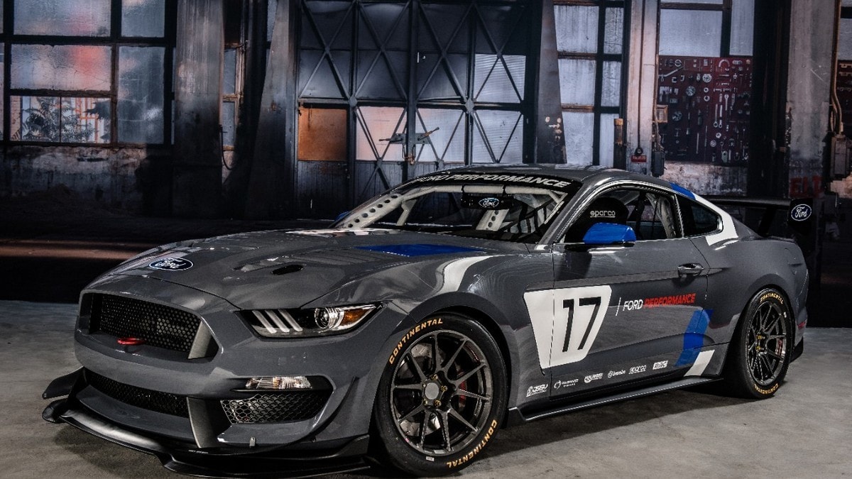 Ford Mustang GT4, dal SEMA alle piste di tutto il mondo