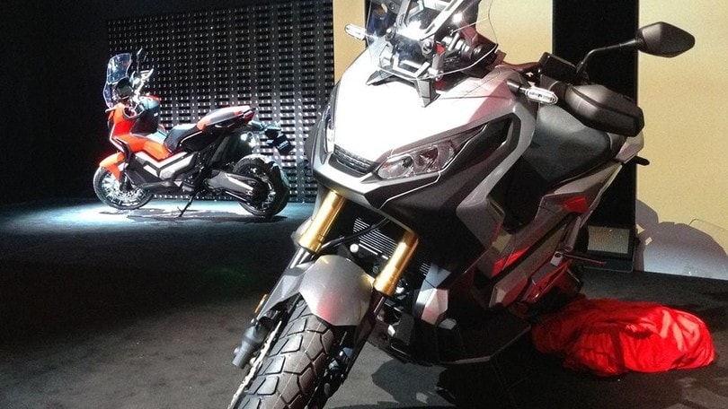 Honda X-ADV, svelato a Eicma 2016 il Suv a due ruote