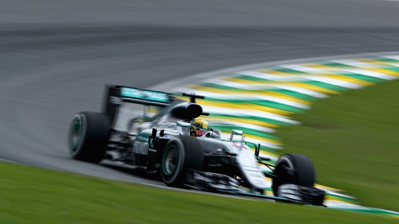 F1 Brasile: dominio Mercedes nelle libere, settimo Vettel